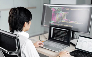 滨州 ,php声明和调用变量的符号是什么？